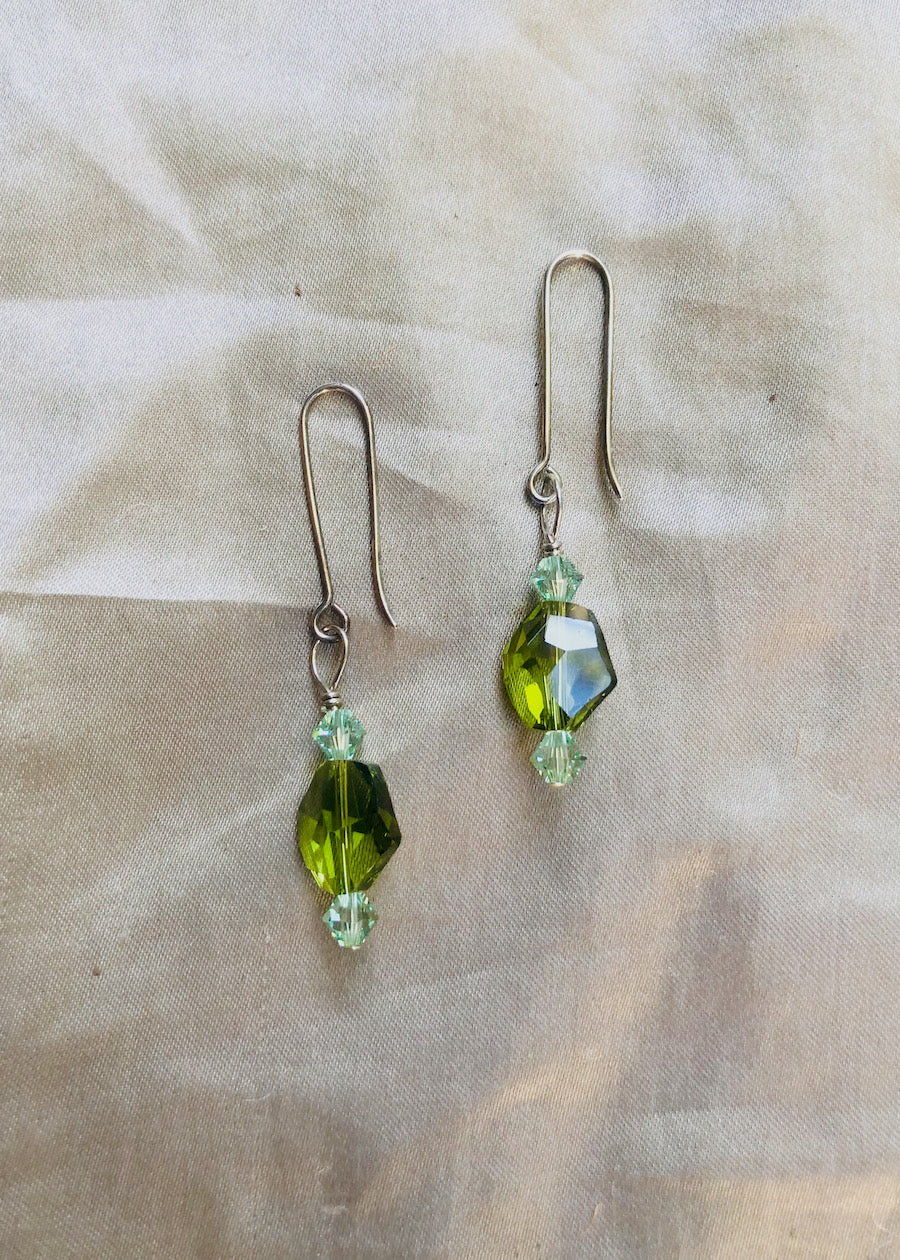 Swarovski Gema Green Crystal Stud Earrings 5614453 - W.Bruford